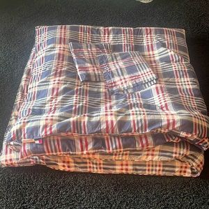 ❤️🇺🇸Tommy Hilfiger Queen sized Comforter Set🇺🇸